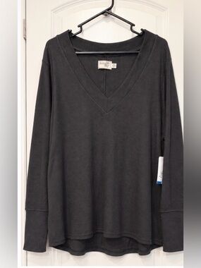 Terra & Sky Black V neck thermal long sleeve shirt 1X winter soft comfy casual